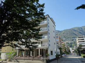 Гостиница Hotel Excelsior, Локарно
